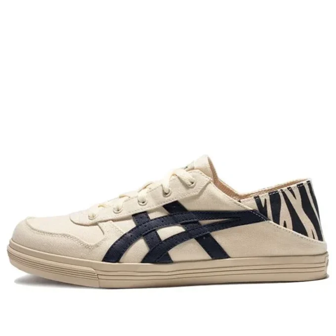 Aaron Slip-on „Cream“