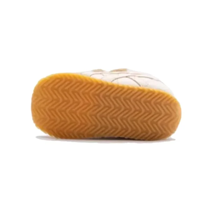 aON8 x Suku Schuhe „Beige Orange“