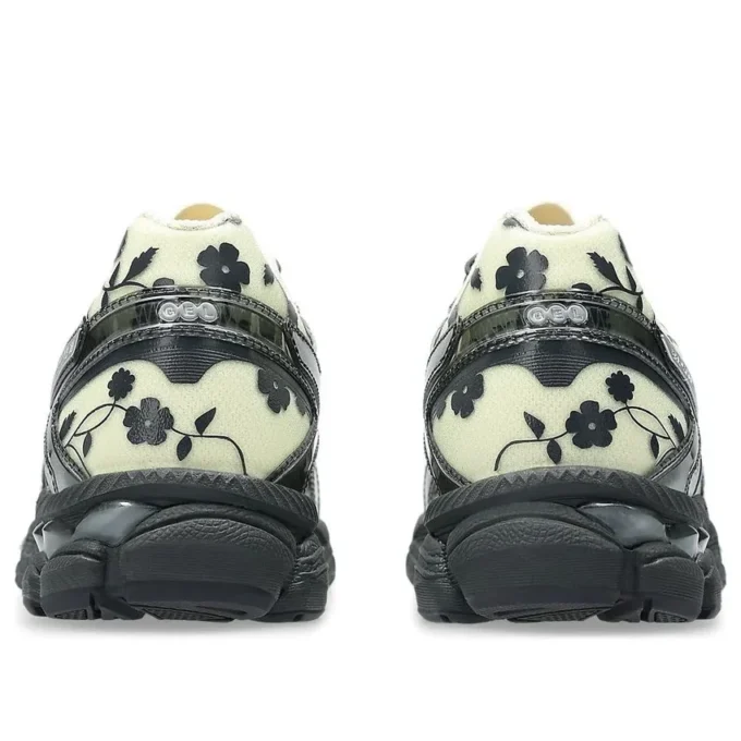 Asics x Cecilie Bahnsen Gel-Cumulus 16 „Ivory Black“