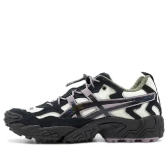 Asics x Pleasures Gel-Nandi „Cream Graphite“