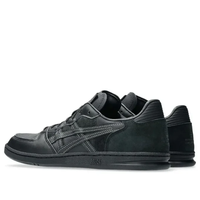 Asics x Toyoda Gosei Skyhand OG „Black“