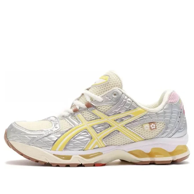 Asics x Vandy The Pink x atmos Gel-Nimbus 10.1 „Banana Split Banana“