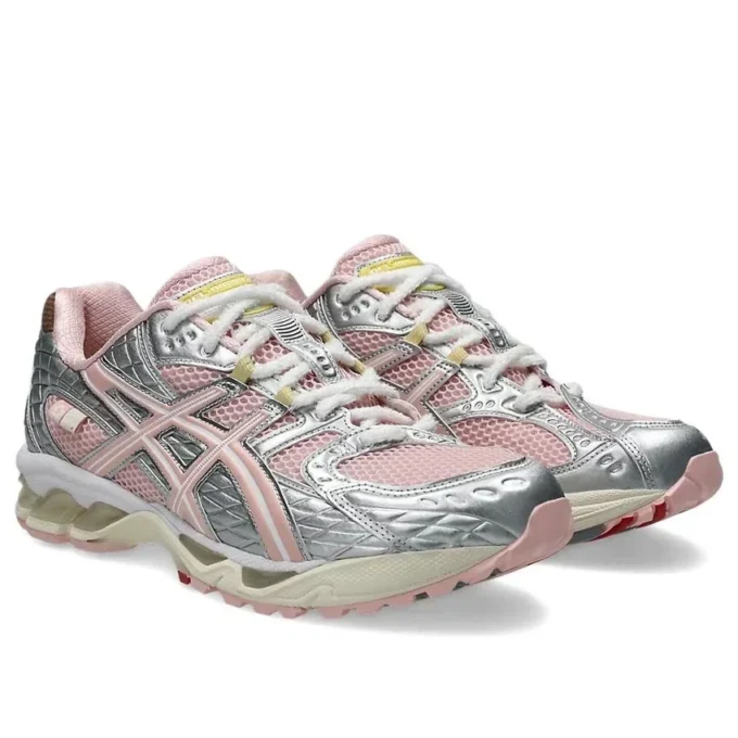 Asics x Vandy The Pink x atmos Gel-Nimbus 10.1 „Banana Split Strawberry“