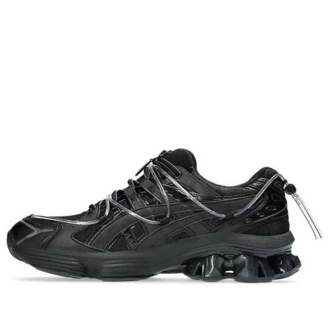 Asics x Yoasobi Gel-Kinetic Fluent „Black“