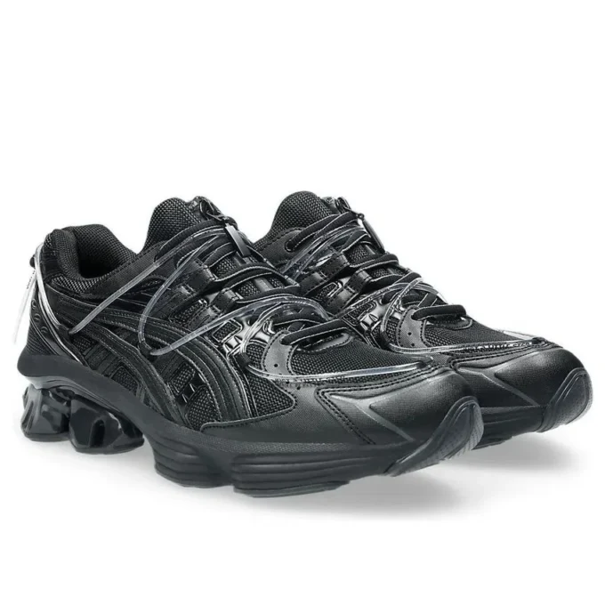 Asics x Yoasobi Gel-Kinetic Fluent „Black“