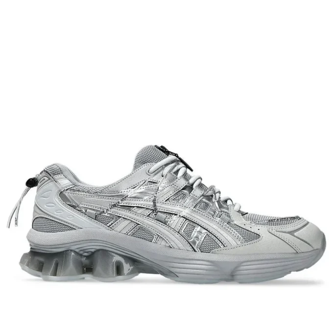 Asics x Yoasobi Gel-Kinetic Fluent „Silver“