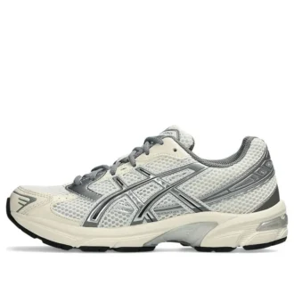 GEL-1130 „Cream Clay Grey“