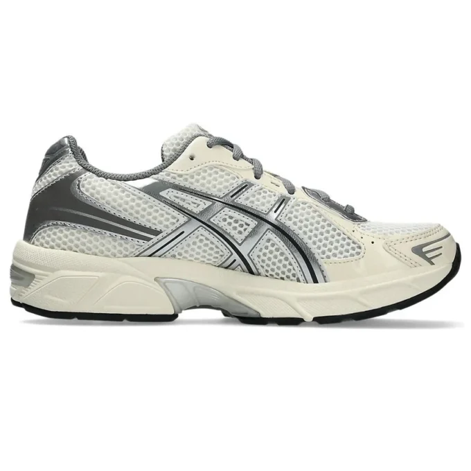 GEL-1130 „Cream Clay Grey“
