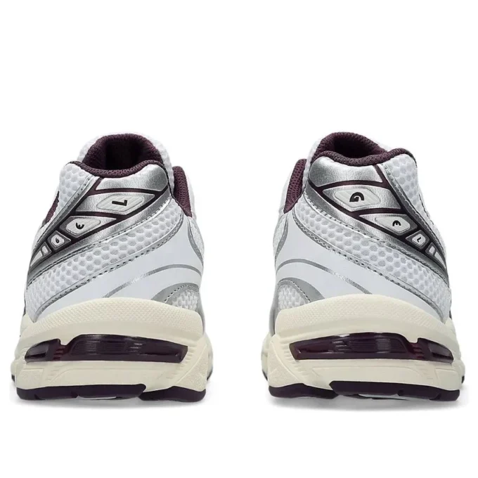 GEL-1130 „White Deep Plum“