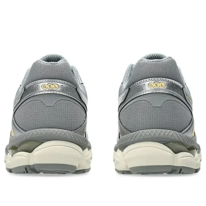 Gel-Cumulus 16 „Cream Clay Grey“