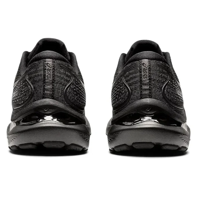 Gel-Cumulus 24 „Triple Black“