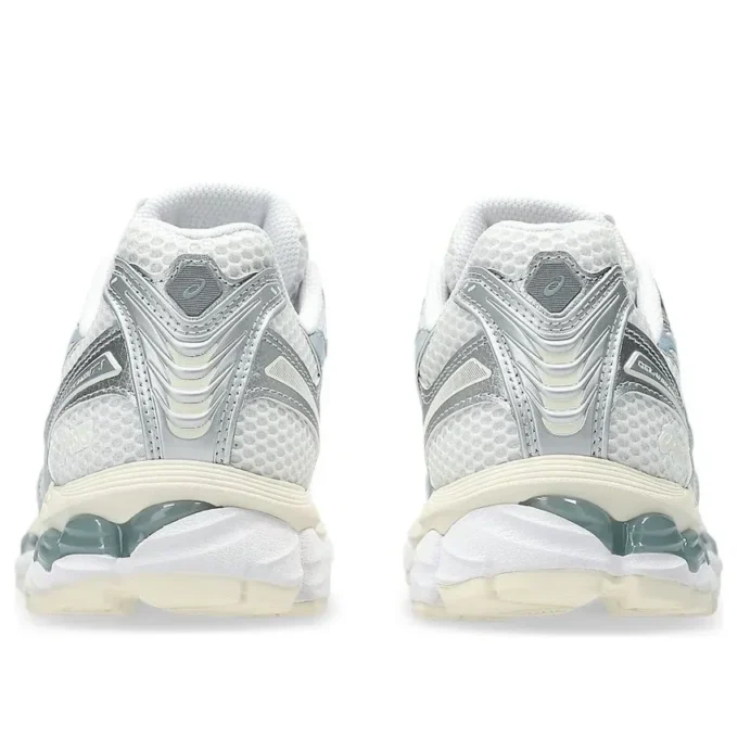 Gel-Kayano 12.1 „Silver Ice Blue“