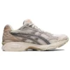 Gel-Kayano 14 „Birch Clay Grey“