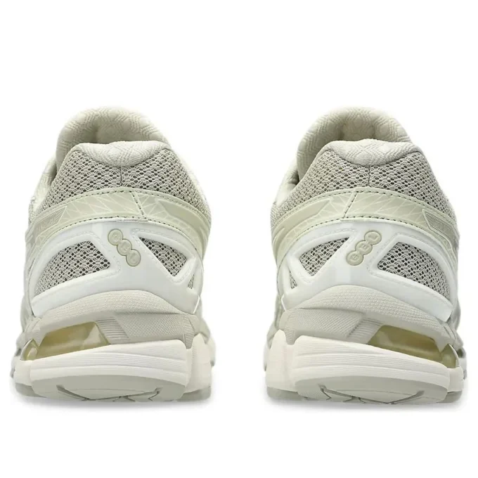 Gel-Kayano 20 „Fossil Cream“