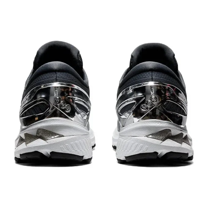 Gel-Kayano 27 Platinum „Sheet Rock Silver“