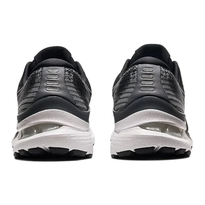 Gel-Kayano 28 2E Wide „Schwarz-Weiß“