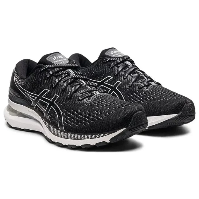 Gel-Kayano 28 „Black White“