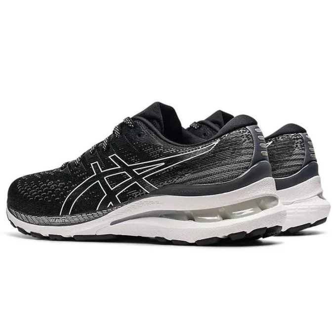 Gel-Kayano 28 „Black White“