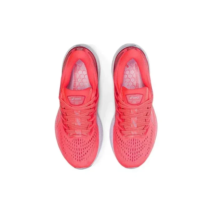 Gel-Kayano 28 „Blazing Coral“