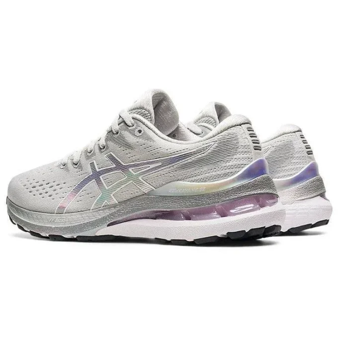 Gel-Kayano 28 „Platinum“