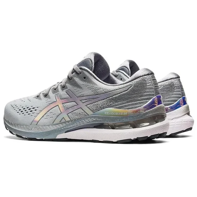 Gel-Kayano 28 „Platinum“