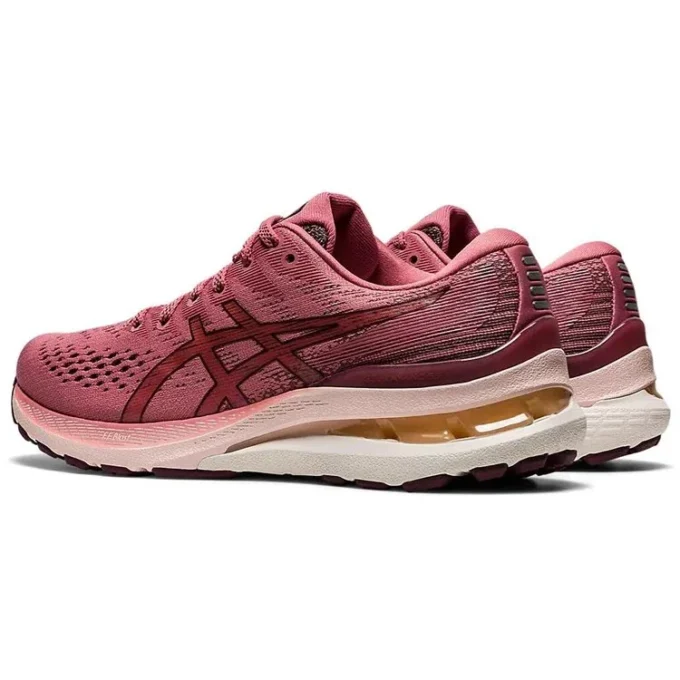 Gel-Kayano 28 „Smokey Rose“