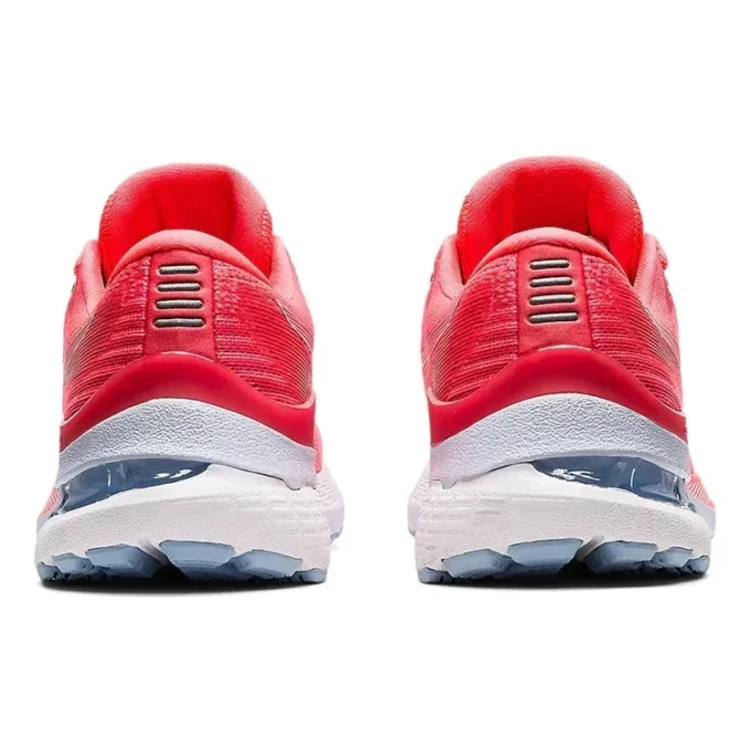 Gel-Kayano 28 Wide „Blazing Coral Mist“