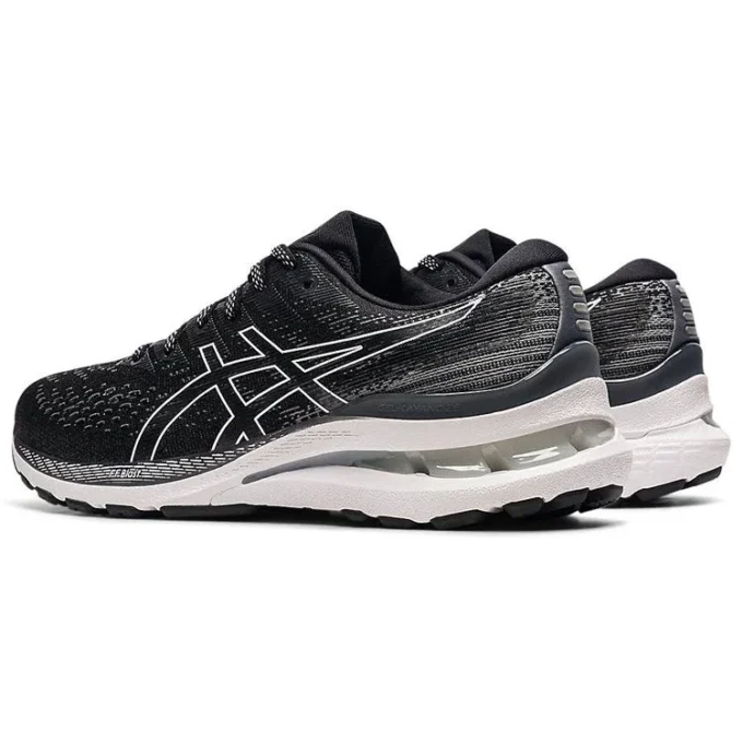 Gel-Kayano 28 Wide „Schwarz-Weiß“
