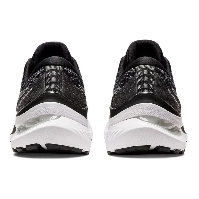 Gel-Kayano 29 „Black White“
