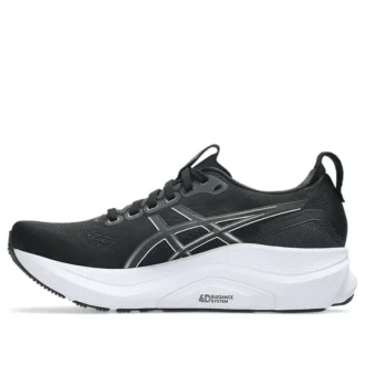 Gel-Kayano 32 „Black White“