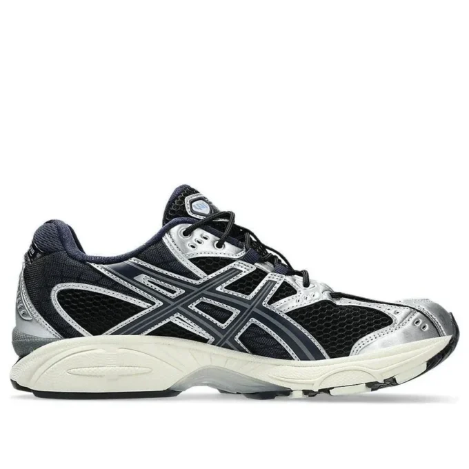 Gel-Nimbus 10.1 „Black Midnight“