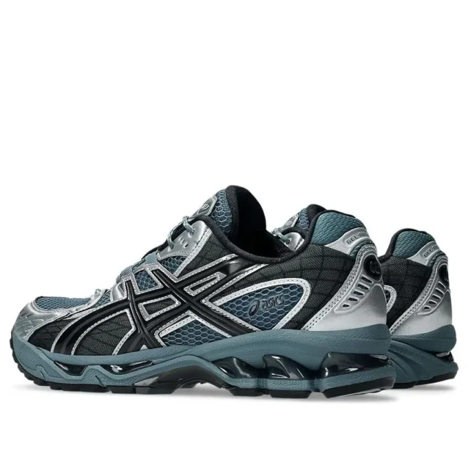 Gel-Nimbus 10.1 „Ironclad Graphite Grey“
