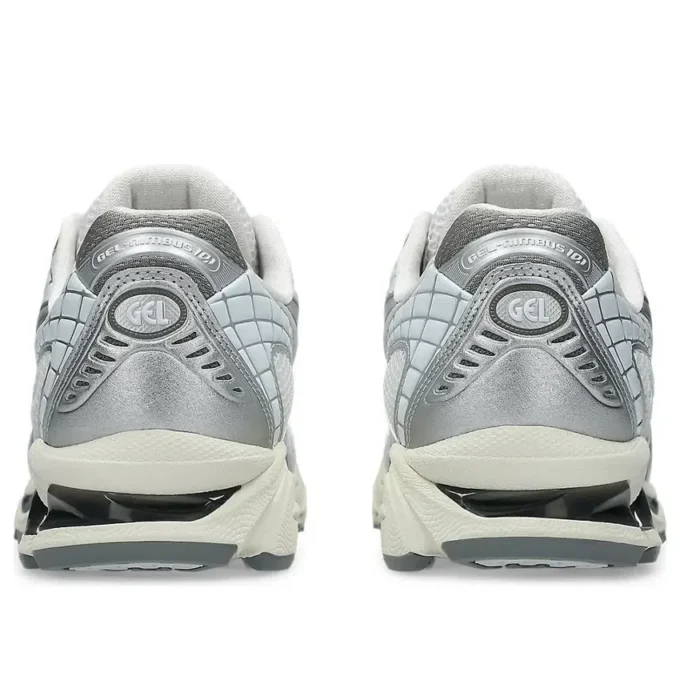 Gel-Nimbus 10.1 „White Airy Blue“