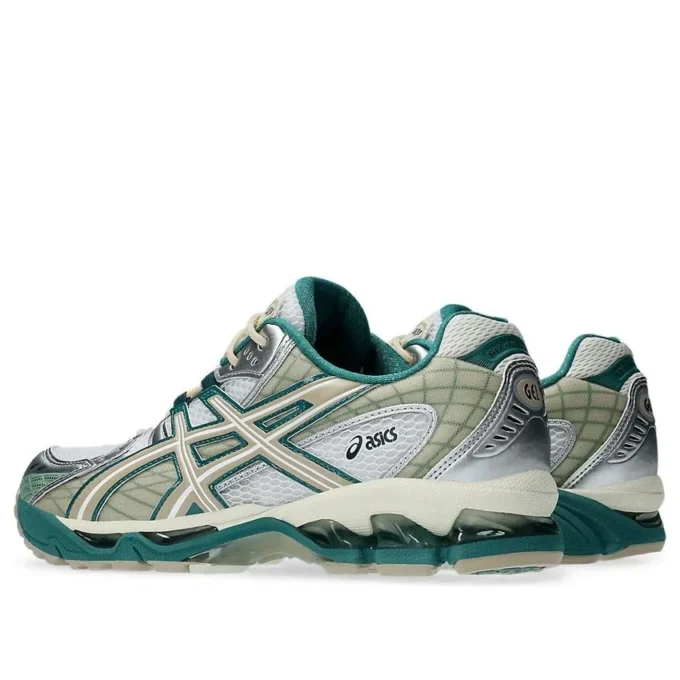 Gel-Nimbus 10.1 „White Rainy Lake“