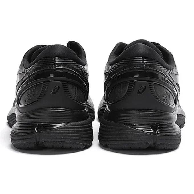 Gel-Nimbus 21 „Black“