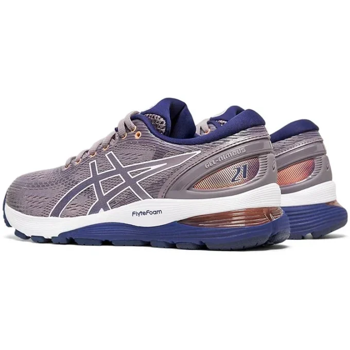 Gel-Nimbus 21 „Lavender Grey Dive Blue“