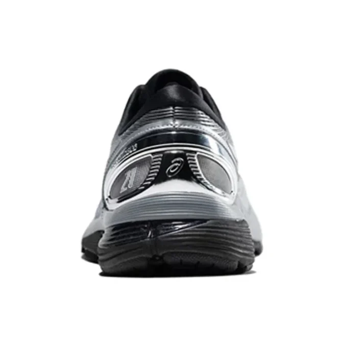 Gel-Nimbus 21 Platinum „Sheet Rock Silver“