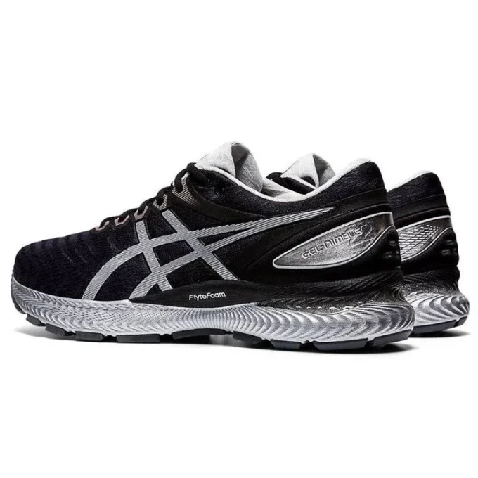 Gel-Nimbus 22 „Black Silver“