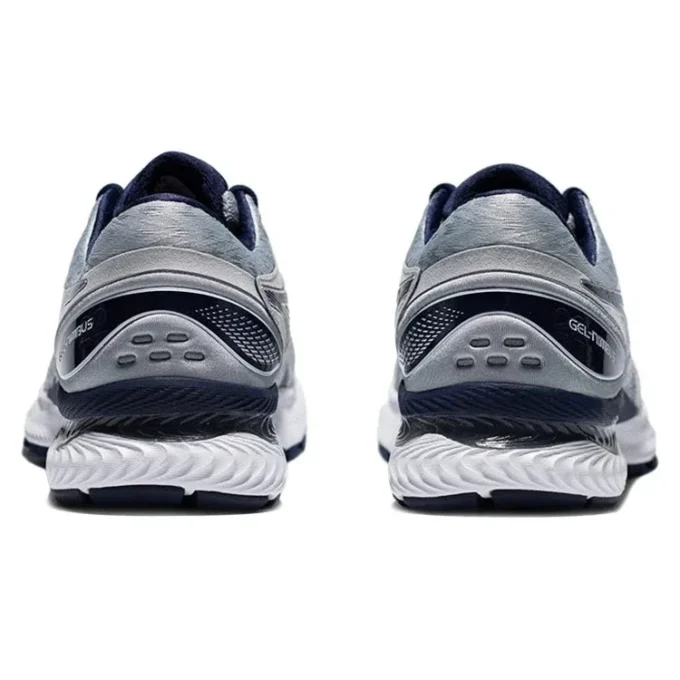Gel-Nimbus 22 Wide „Piedmont Grey“