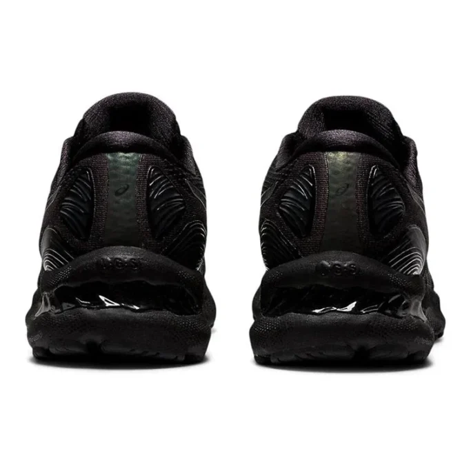 Gel-Nimbus 23 „Black“
