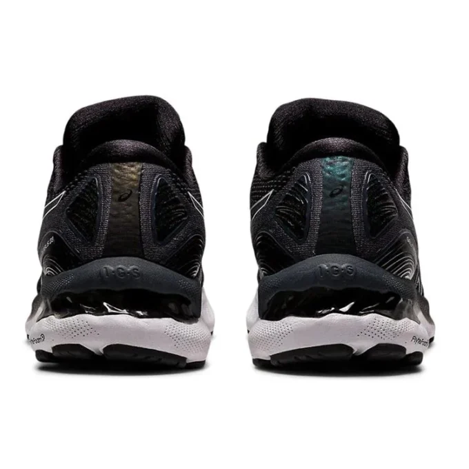 Gel-Nimbus 23 „Black White“
