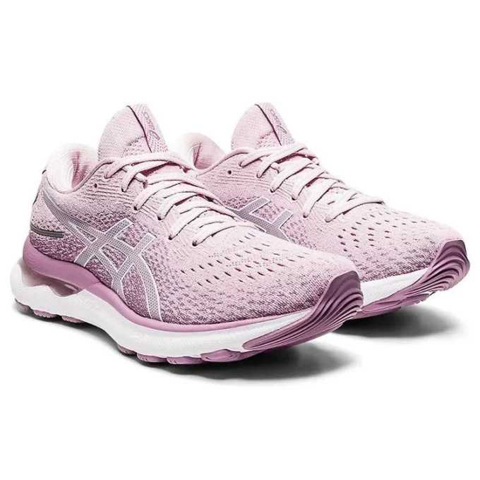 Gel-Nimbus 24 „Barely Rose“