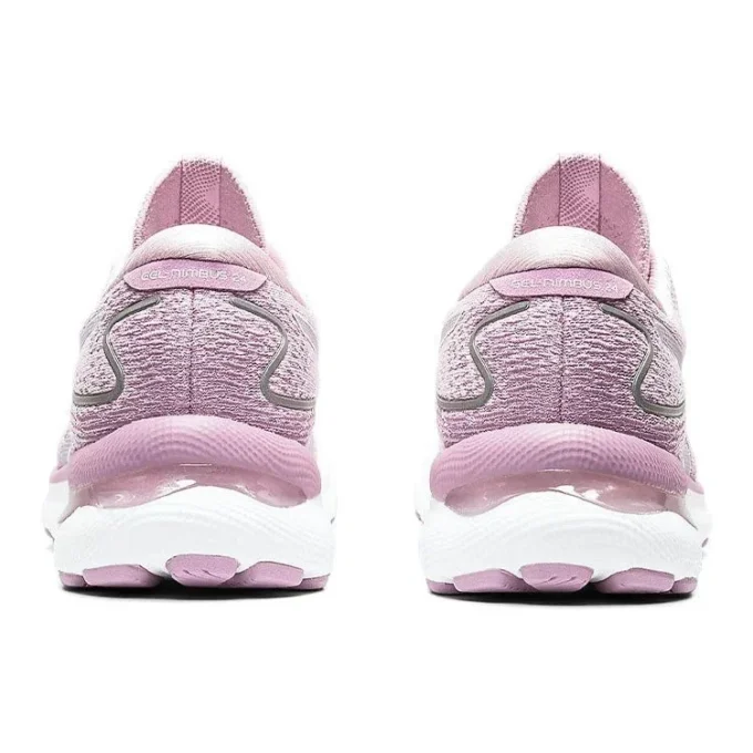 Gel-Nimbus 24 „Barely Rose“