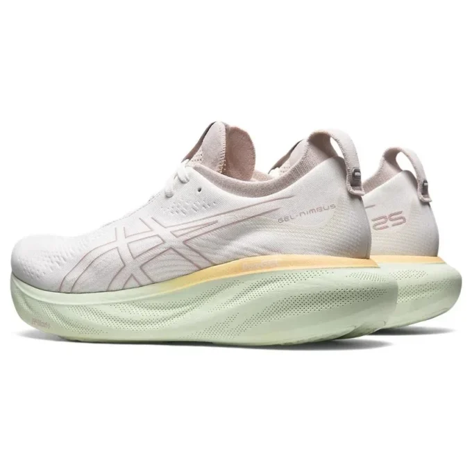 Gel-Nimbus 25 „Cream Fawn“