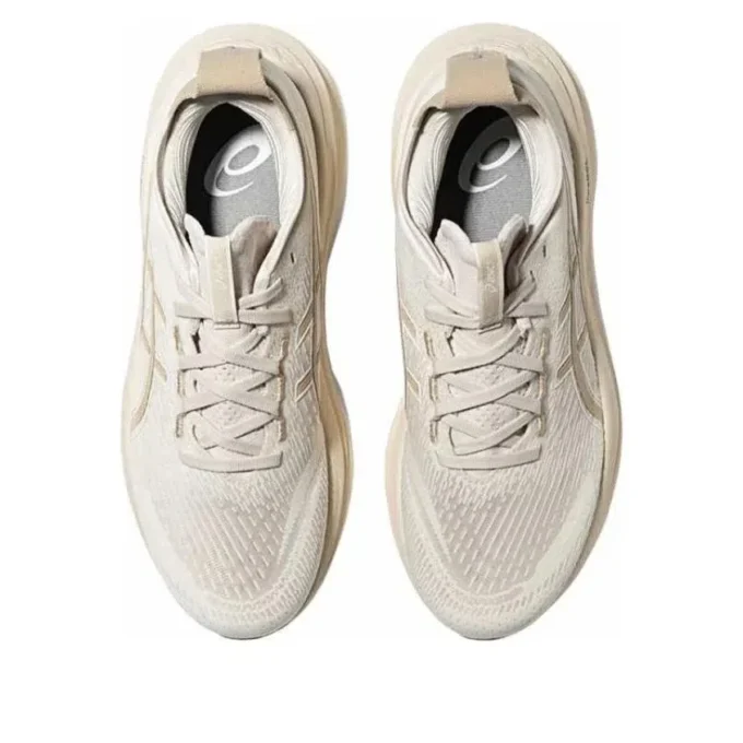 Gel-Nimbus 27 „Birch Feather Grey“