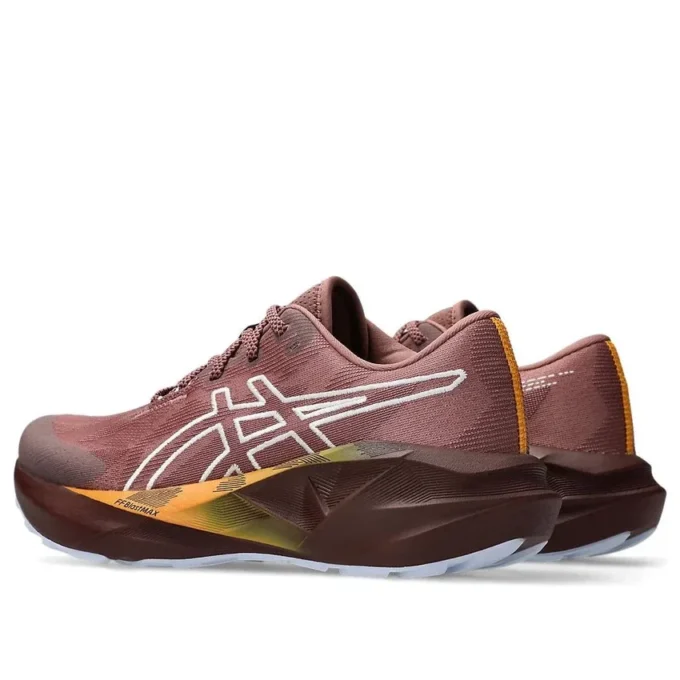 Gel-Nimbus 27 TR „Nature Bathing Dark Rubble Red“