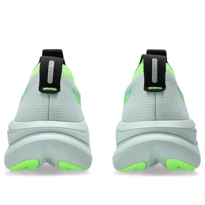 Gel-Nimbus 28 „Cold Moss Illuminate Green“