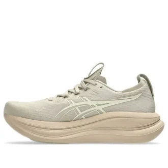 Gel-Nimbus 28 „Feather Grey Cream“