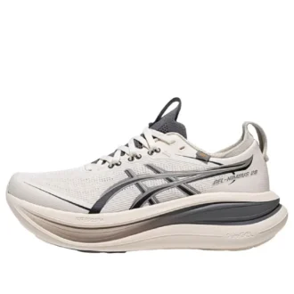 Gel-Nimbus 28 Go „Cream Cement Grey“