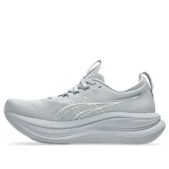 Gel-Nimbus 28 „Piedmont Grey Cream“